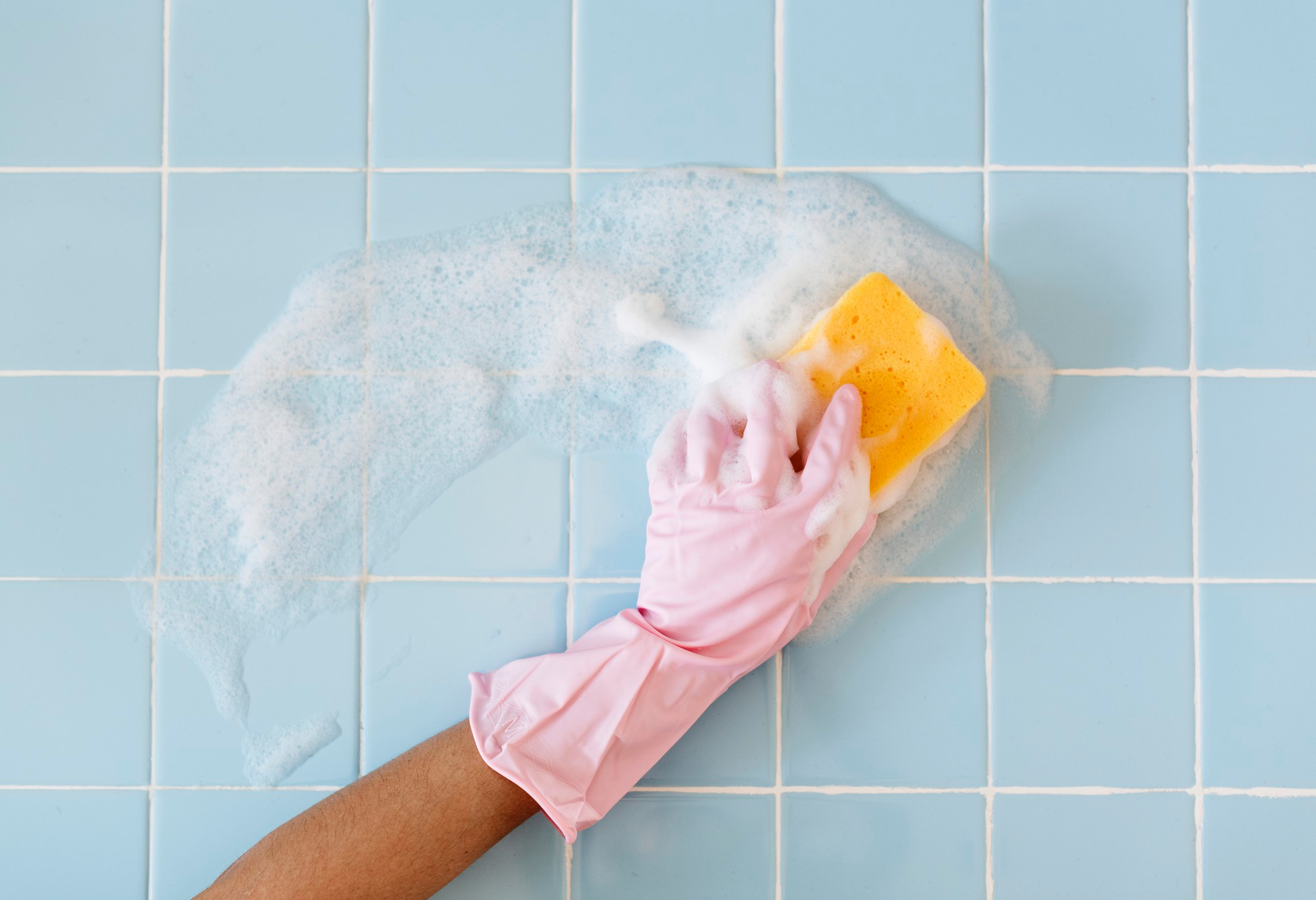 Deep Cleaning Bathroom